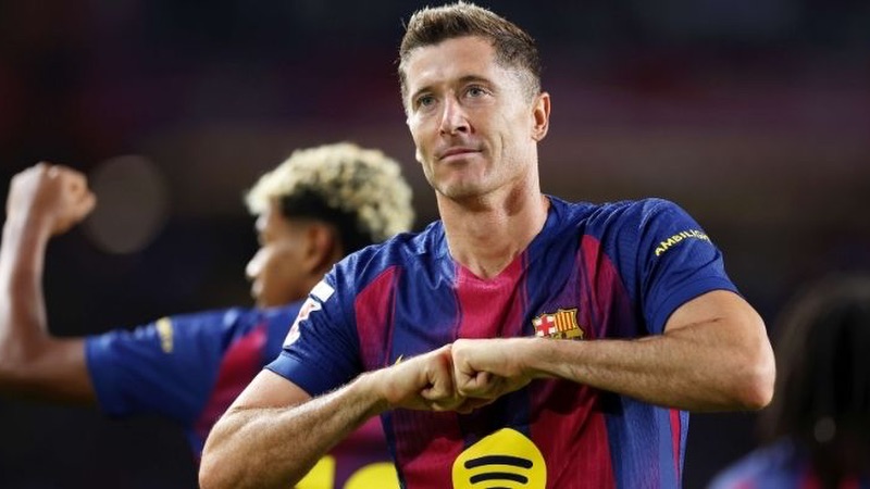 Không lạ khi mà Lewandowski cũng góp mặt