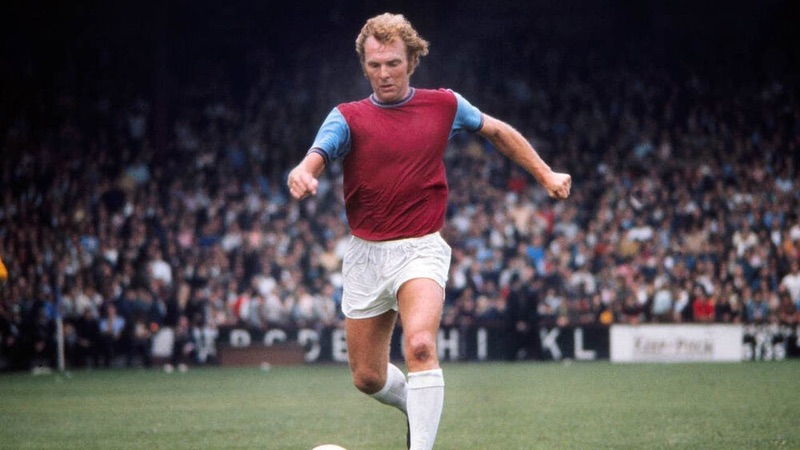 Cái tên Bobby Moore cũng là một trong những trung vệ vĩ đại nhất của bóng đá