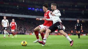 Wingback là gì? Khái niệm, đặc điểm và vai trò chiến thuật