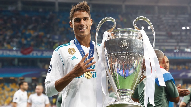 Cái tên Raphael Varane cũng đã góp công giúp tạo nên giai đoạn vàng song của Real Madrid