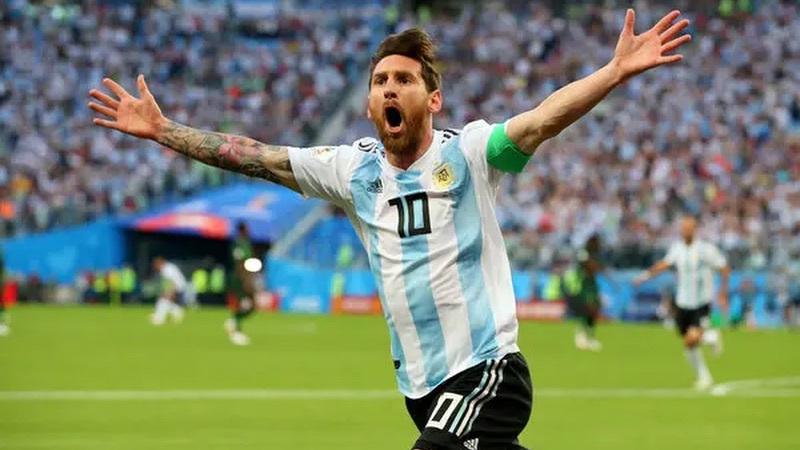 Chẳng thể bàn cãi Lionel Messi chính là tiền đạo Argentina hay nhất lịch sử Chẳng thể bàn cãi Lionel Messi chính là tiền đạo Argentina hay nhất lịch sử